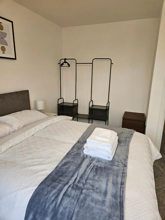 Quiet Hideout Apartment Southend-on-Sea